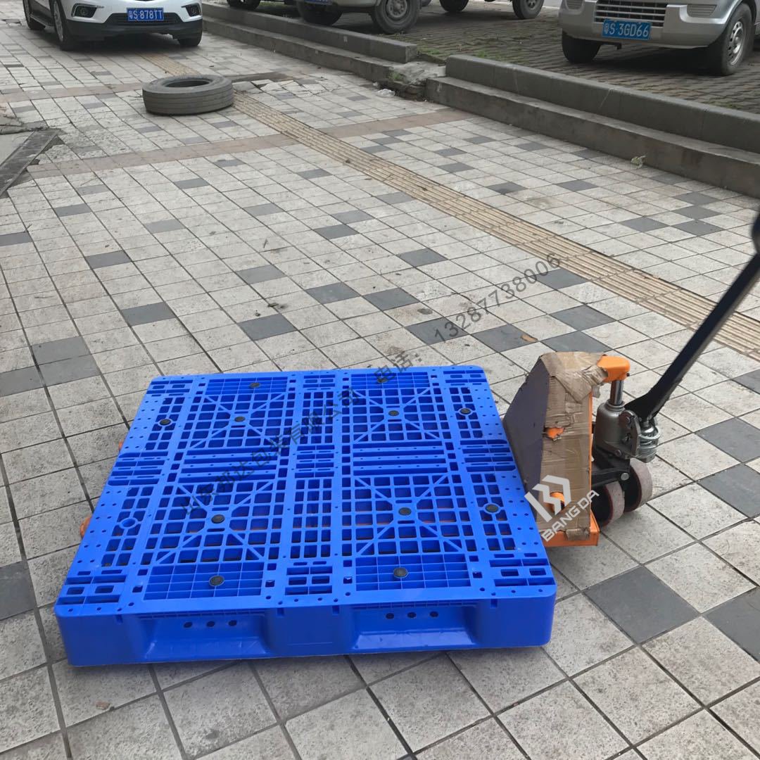 山東塑料托盤公司:塑料托盤堆垛注意事項